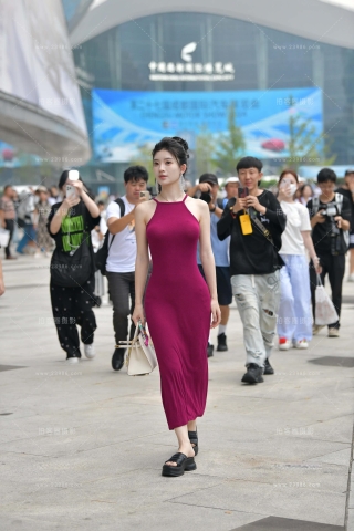 长裙大露背裙气质美女（完整版）