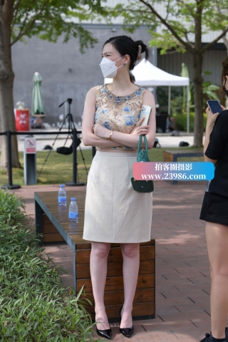 白皙贵妇part 3【原图+视频】