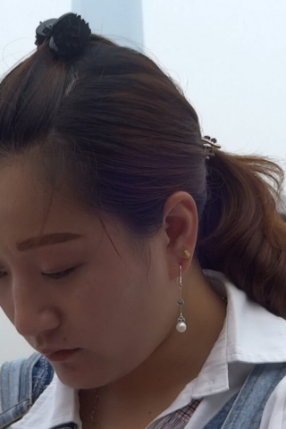 牛仔裙丝袜少妇 [441 MB/MP4]（视频版）