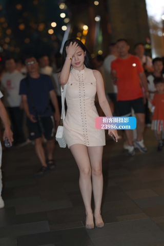 另一个版本的性感美腿MM