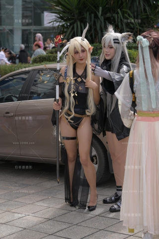 我也想和她合照~