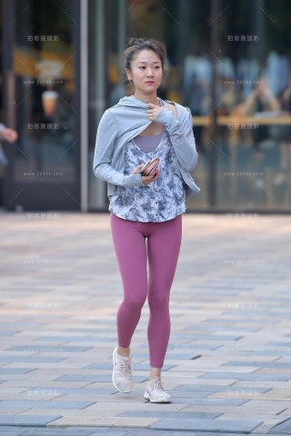 【红石赛帖】性感瑜伽裤美女