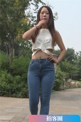 查看完整内容：蓝牛紧身圆臀美女公园一角模拍 [2.49 GB]（视频版） - 共10张图片