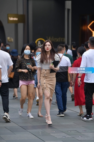 街拍凉高跟小姐姐（完整版）