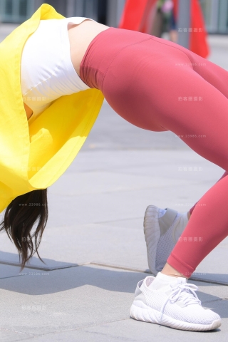 查看完整内容：【红石赛帖】粉色紧身美女 - 共17张图片