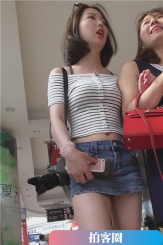 查看完整内容：街拍超短牛仔热裤露脐短发美女 [518 MB]（视频版） - 共8张图片