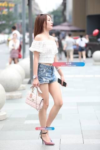 【辉辉赛贴】牛仔短裤mm