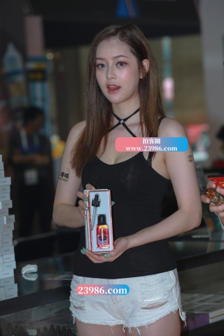 查看完整内容：【视觉冲击赛贴】舌尖上的诱惑，大长腿美女 - 共19张图片