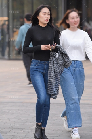 【红石赛帖】性感牛仔裤美女