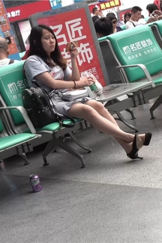 查看完整内容：清晰到每一个毛孔 （视频版） - 共7张图片