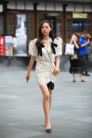 我喜欢高挑的女孩