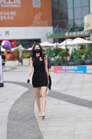 深圳时装周---美艳短裙美女