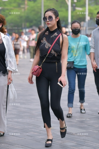 【红石赛帖】黑色性感紧身裤美女