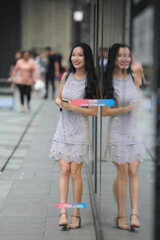 【凯恩赛帖】爱笑的大眼美眉