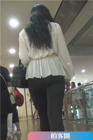 查看完整内容：4k-极品黑色打底裤圆臀美女姐姐，身材太赞了 [2.37 GB]（视频版） - 共6张图片