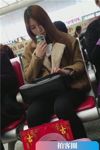 查看完整内容：4k-喝纯牛奶的清纯小美女（视频版） - 共6张图片