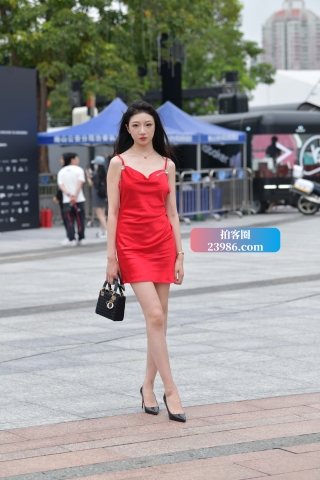深圳时装周---红裙性感高跟