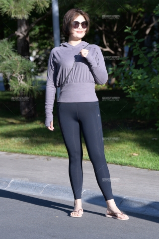 第1597篇★可爱紧身美女★