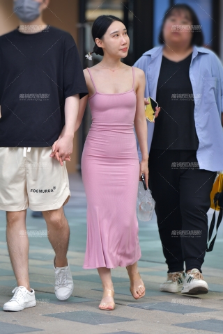 查看完整内容：★甜美粉裙美女 - 共22张图片