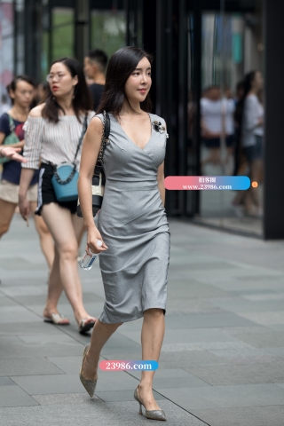 【凯恩赛帖】修身裙 好身材