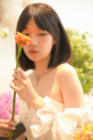 白裙女孩（城市版）MO_0878T