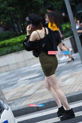 【咔喳赛贴】绿色短裙