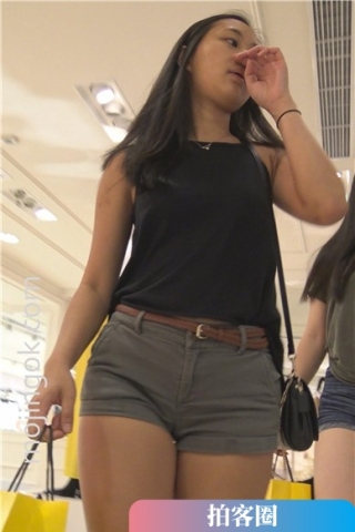 查看完整内容：4k-美腿超短热裤美臀性感美女商场试衣服 [2.45 GB]（视频版） - 共6张图片