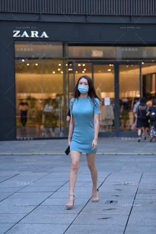 高跟短裙小姐姐