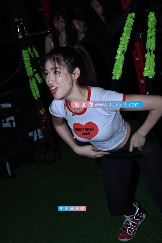 【咔喳赛贴】腰腹运动