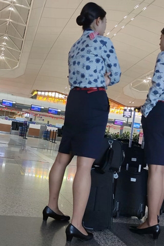 手机4k视频机场偶遇mu航空姐经典制服咖啡丝（视频版）