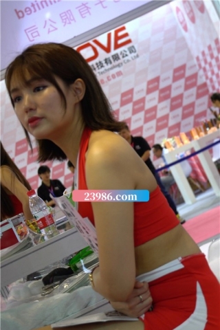 查看完整内容：超短包臀裙性感靓模 [1.58 GB/MP4]（视频版） - 共6张图片