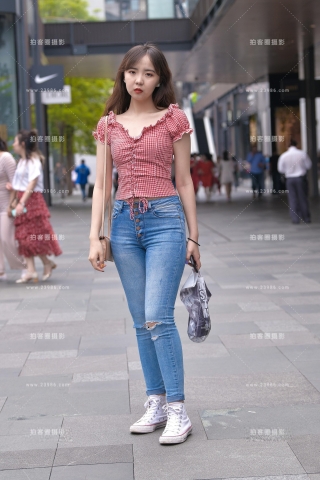 【视觉冲击赛贴】圆润紧牛美眉