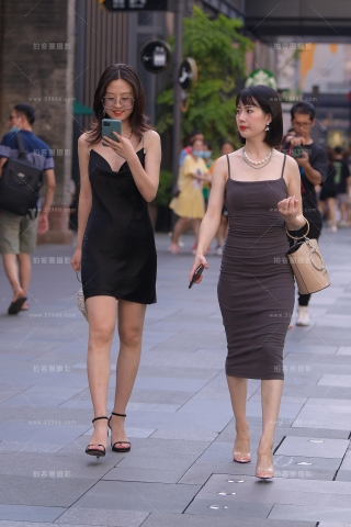 查看完整内容：性感的闺蜜，各有各优势 - 共14张图片