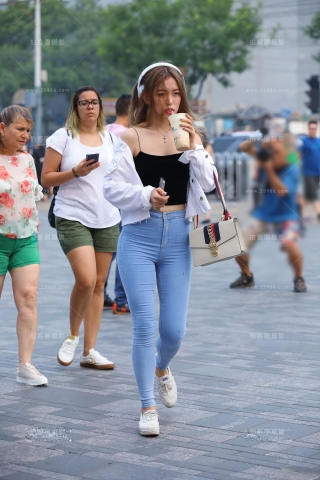 【补档】活力紧牛-奶茶妹