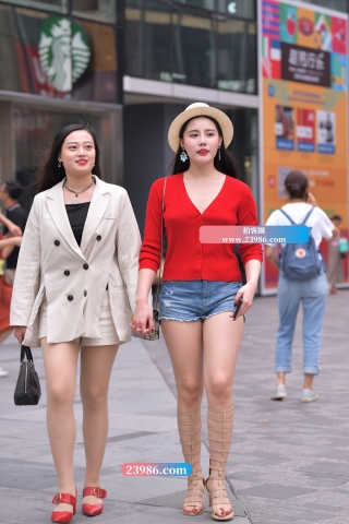 【街拍之魂赛帖】红衣靓丽少妇