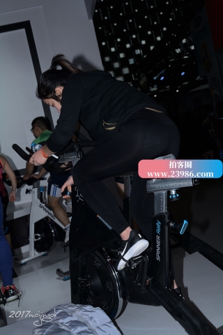 咔喳2017.03.27街拍318（16p)