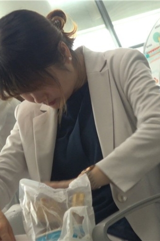 4k-街拍船袜高跟鞋制服气质美女（视频版）