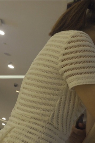 4K 街拍丝足凉高跟连衣裙美女 [2.52 GB]（视频版）
