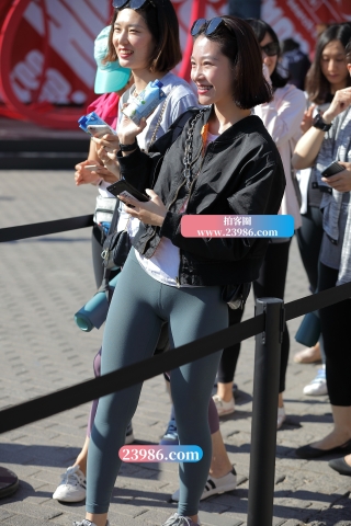 【视觉冲击赛贴】圆润，瑜伽裤美眉