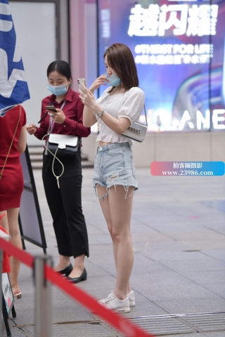 超喜欢这样秀气的姑娘