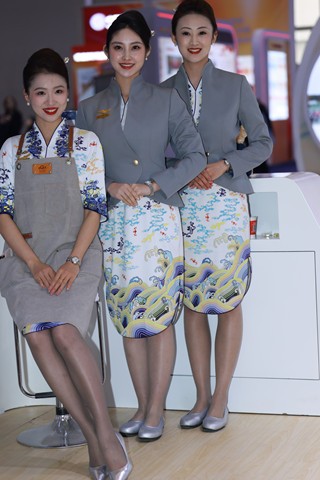 三位灰丝高跟海航空姐乘务员（完整版）