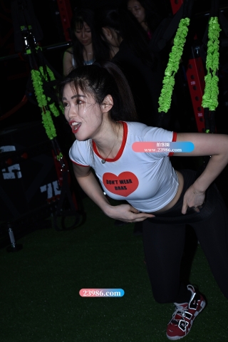 【咔喳赛贴】腰腹运动