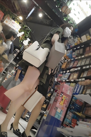 查看完整内容：香港melonyea 124部 2025全集精品视频（全网独家发布） - 共2张图片