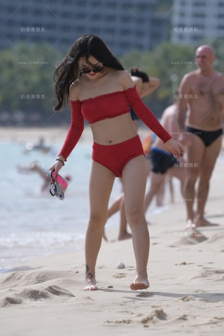 查看完整内容：美眉VS长腿辣妈 - 共21张图片