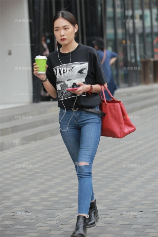 牛仔裤美女