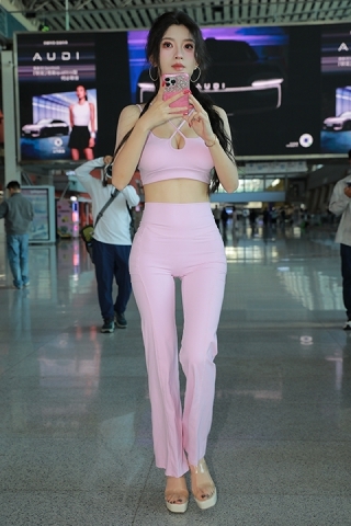 BB酱粉色瑜伽裤【原图+视频】