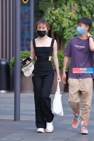 【视觉冲击赛贴】性感吊带黑色紧身裤美女