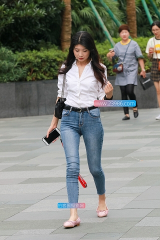 【凯恩赛帖】紧身牛仔 优美的身姿