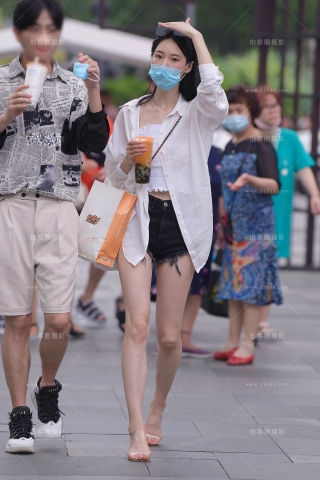 HAOMEIde热裤美女