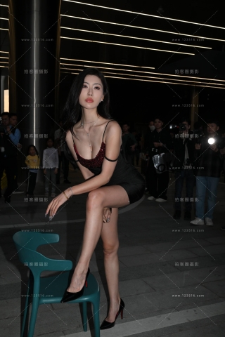 查看完整内容：性感长腿美女网红（叶濛雨） - 共21张图片